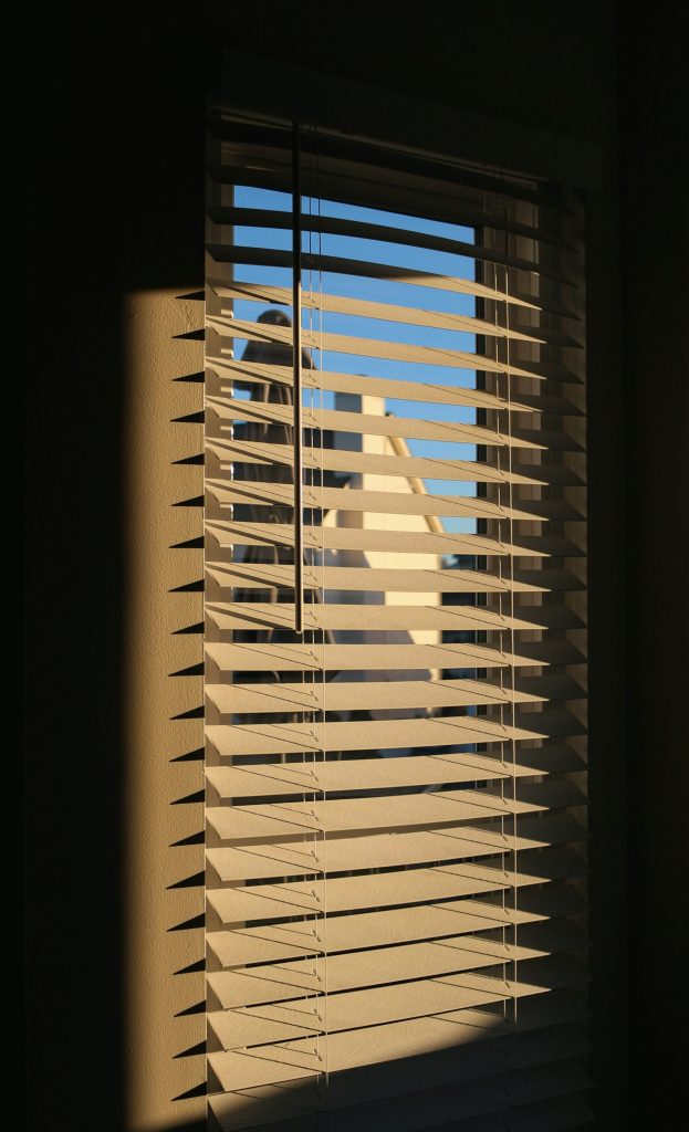 A window that has blinds in it